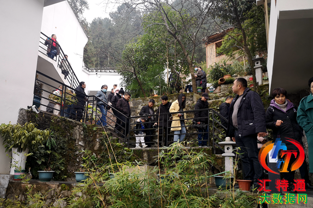 2021年黔南州農(nóng)青協(xié)會(huì)在貴定縣召開(kāi)第一次年會(huì)13.png 2021年黔南州農(nóng)青協(xié)會(huì)在貴定縣召開(kāi)第一次年會(huì)13.png